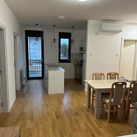 Plava Zvezda 1 Apartman Újvidék