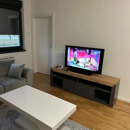 Plava Zvezda 1 * Novi Sad