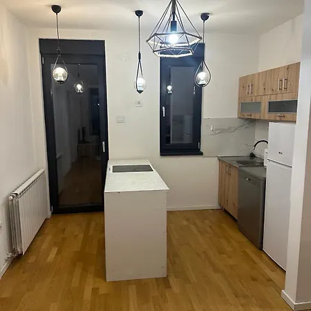 דירה Plava Zvezda 1