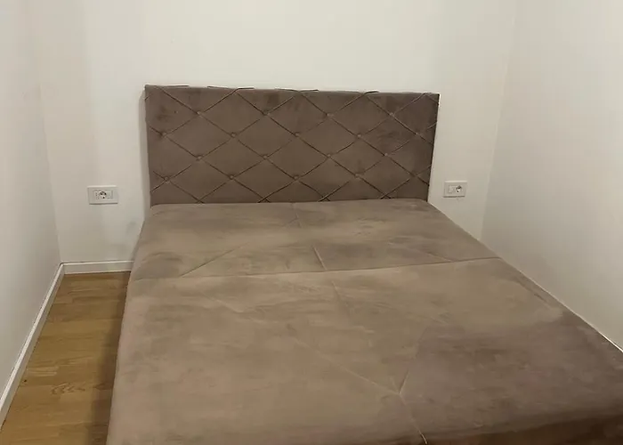 아파트 Plava Zvezda 1 *